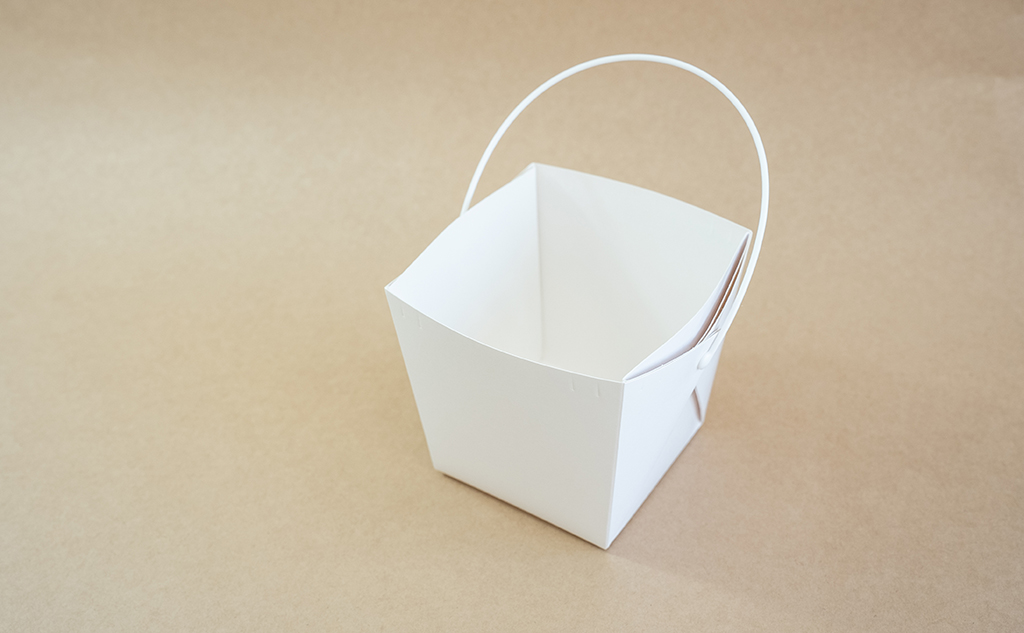 デリメイト｜エコな紙製テイクアウトBOX（ホワイト）