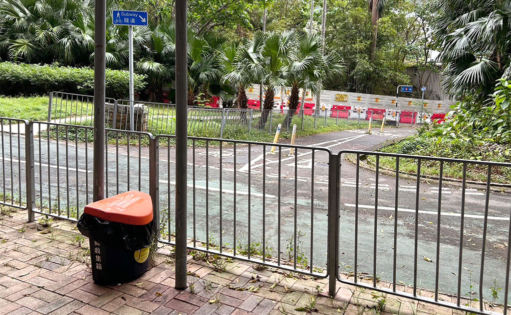 香港にある犬のフン専用のごみ箱