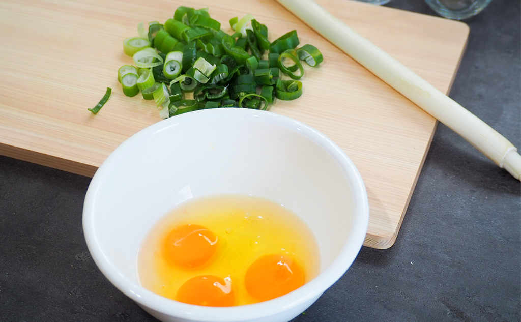 野菜くずを使ったお弁当レシピ_ねぎの青い部分入り玉子焼き