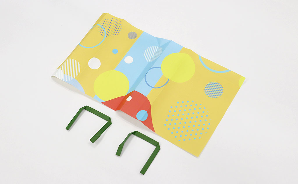 ミニ紙袋の本体と持ち手｜紙袋リメイク