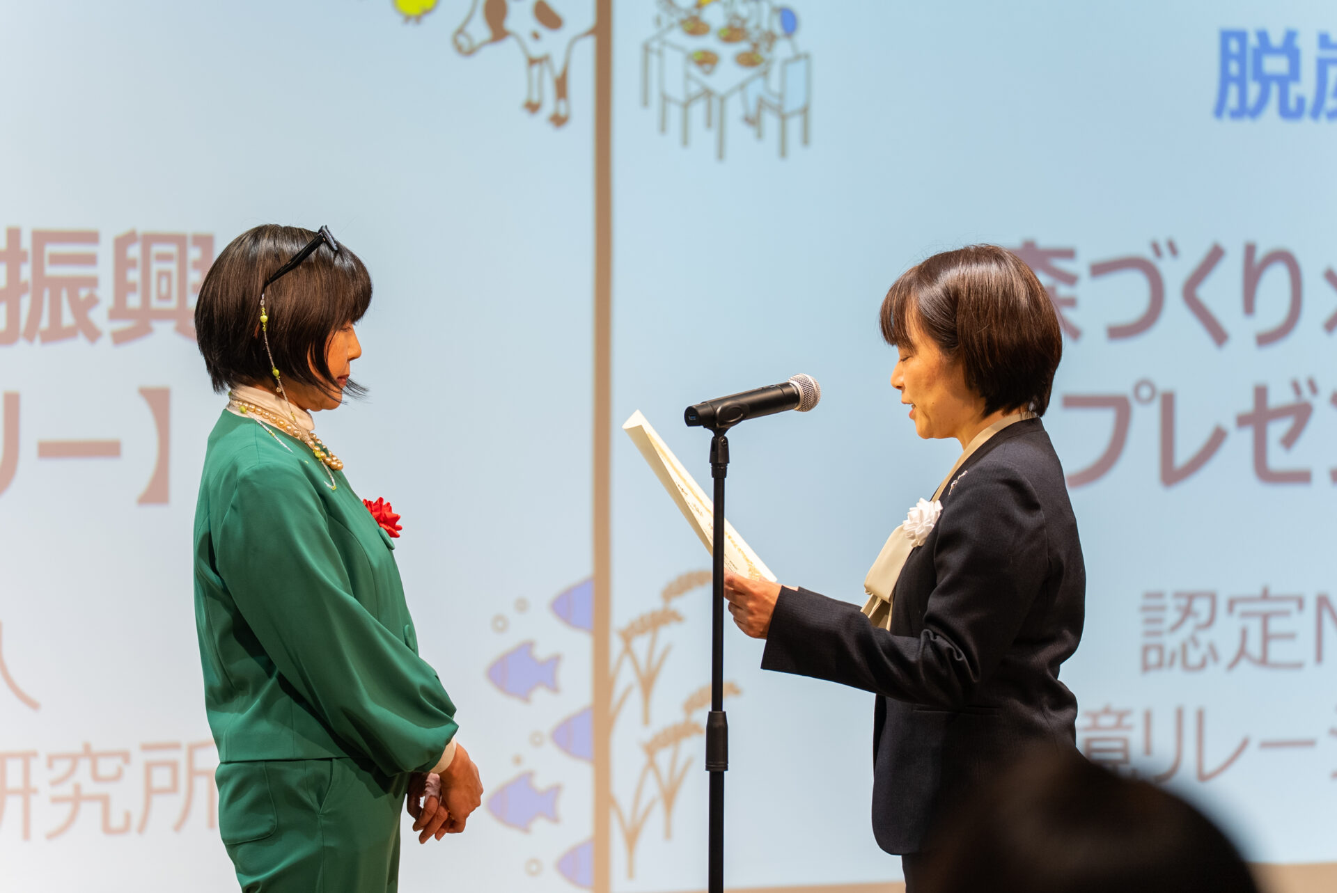 農水省・消費者庁・環境省主催の動画コンテスト「サステナアワード2025」にて、森林再生と地域振興の同時実現を目指す「プレゼントツリー」が脱炭素賞を受賞 ！