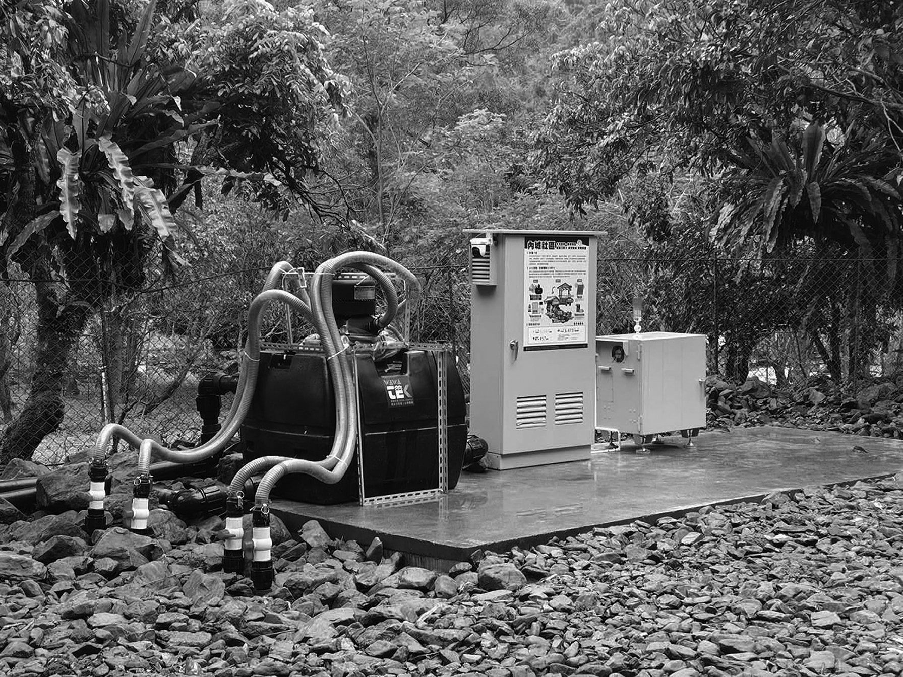 内城社区では、マイクロ水力発電機がすでに一基設置されている。