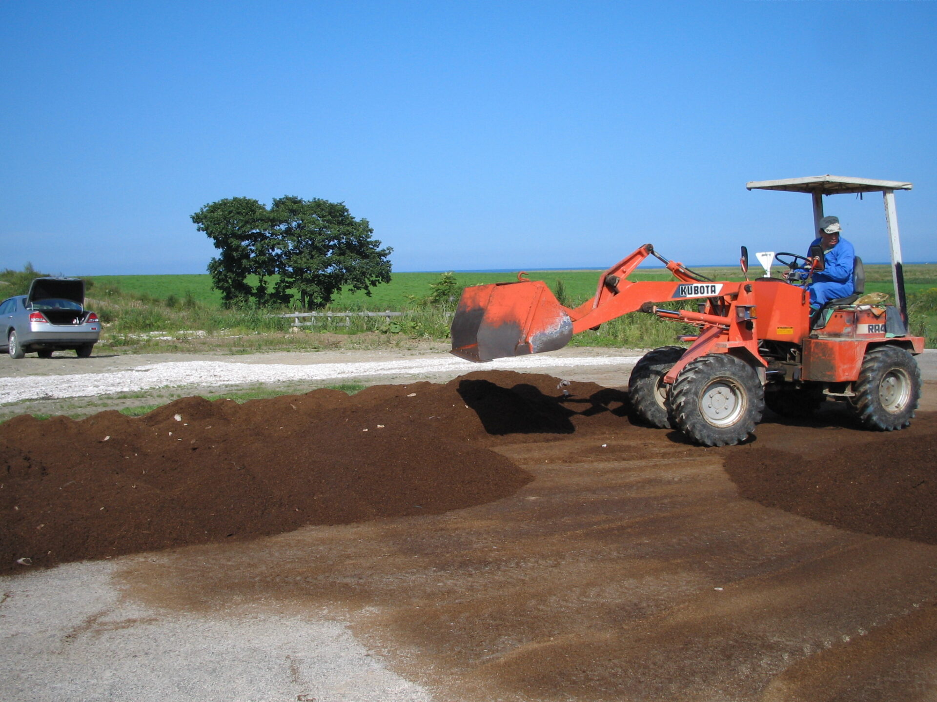 バイオ発酵により一気にヒトデを分解処理