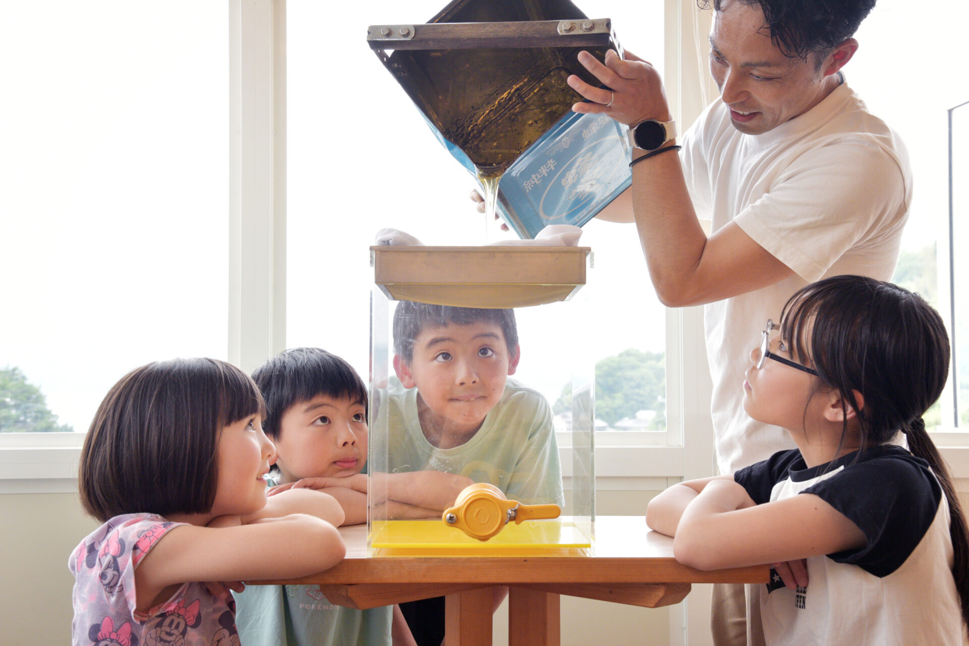 はちみつ採取体験