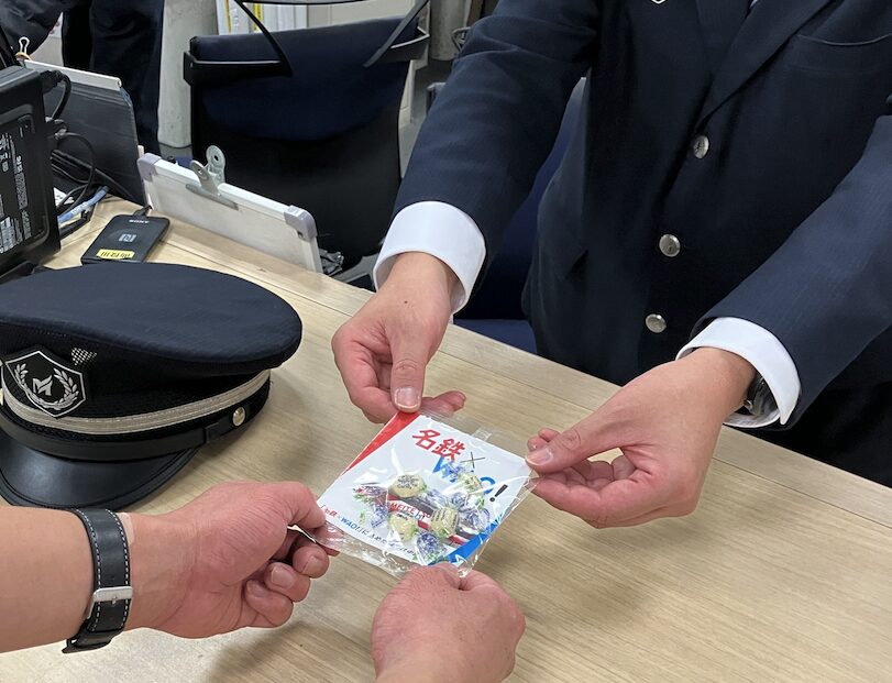 カーボンニュートラルキャンディーってなに？といった声も上がり、事業所内で会話が生まれました。