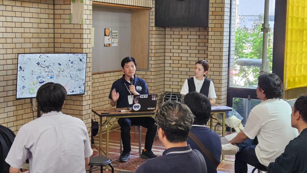 トークイベント中の様子