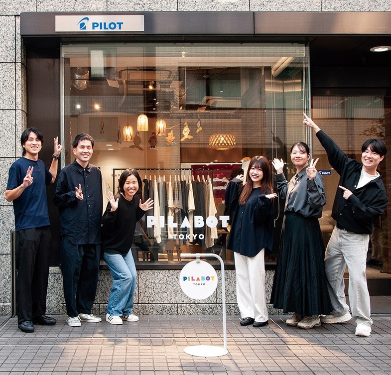 PILABOTのメンバー